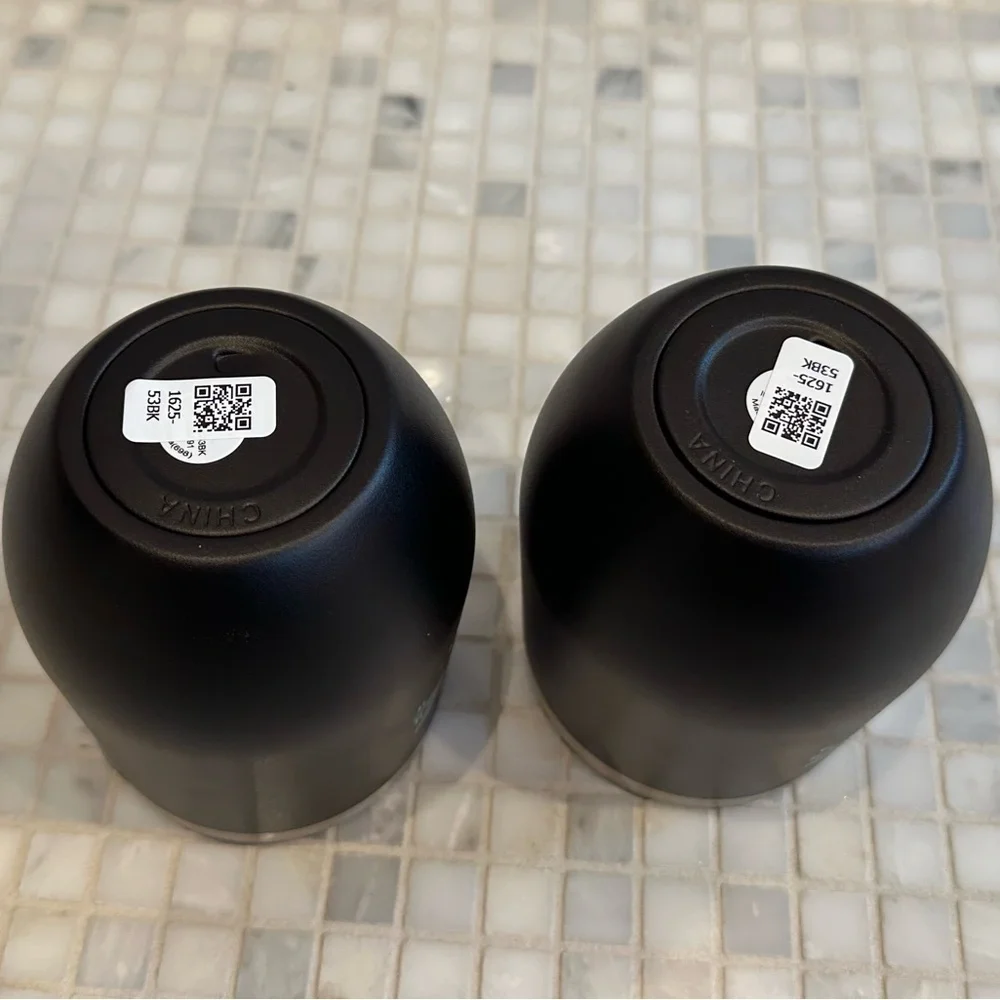 NWT Set of 2 1974 Vintage To-Go Wine Black Tumblers with Lids